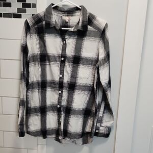 SO Black and White Plaid Button-Down Shirt